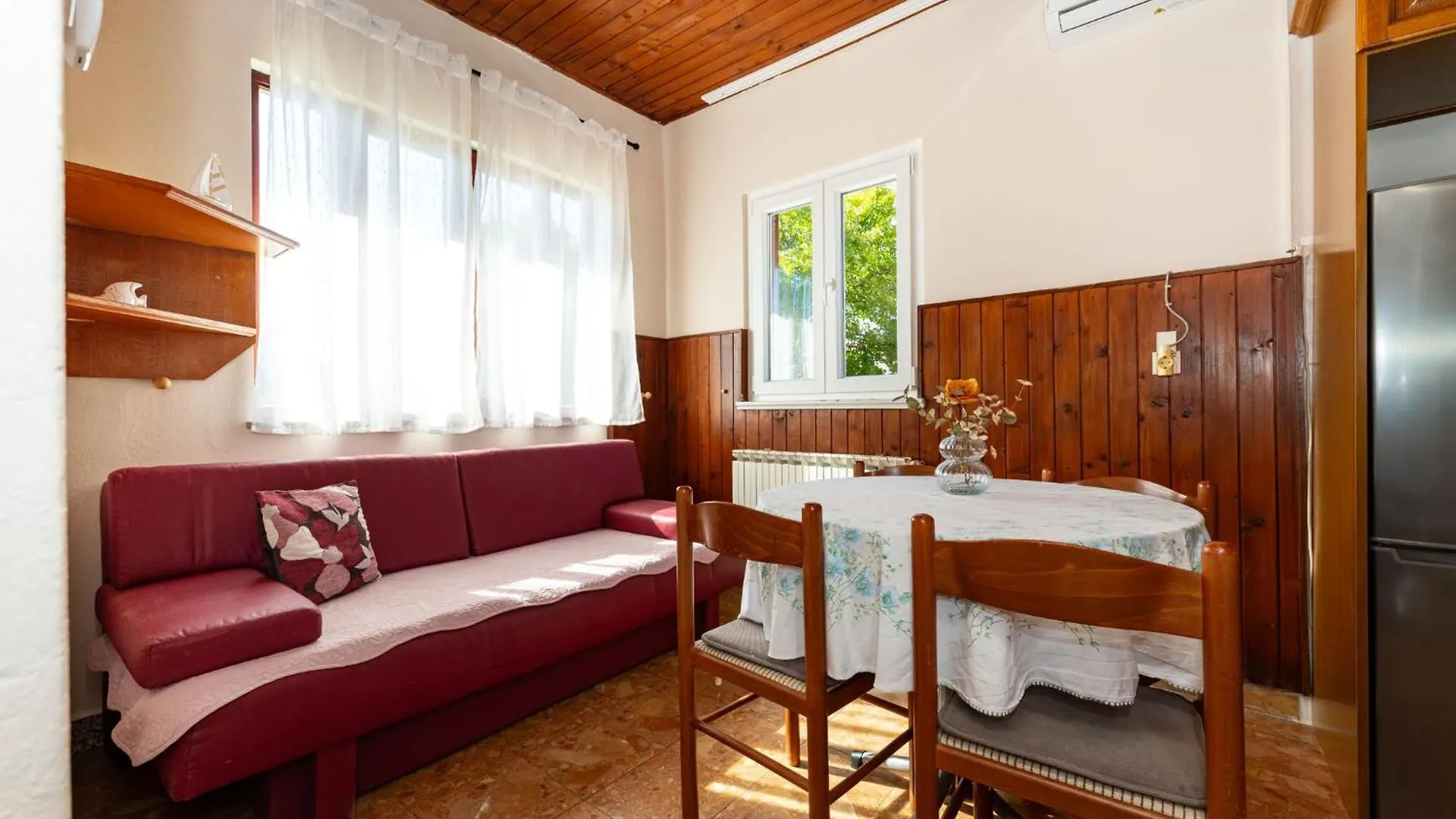Apartments And Room Adriana Starigrad Paklenica